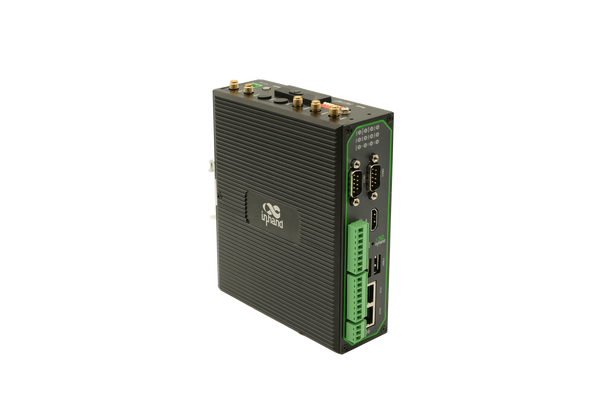 EC942 high-performance IoT Edge Computer tailored for industrial applications